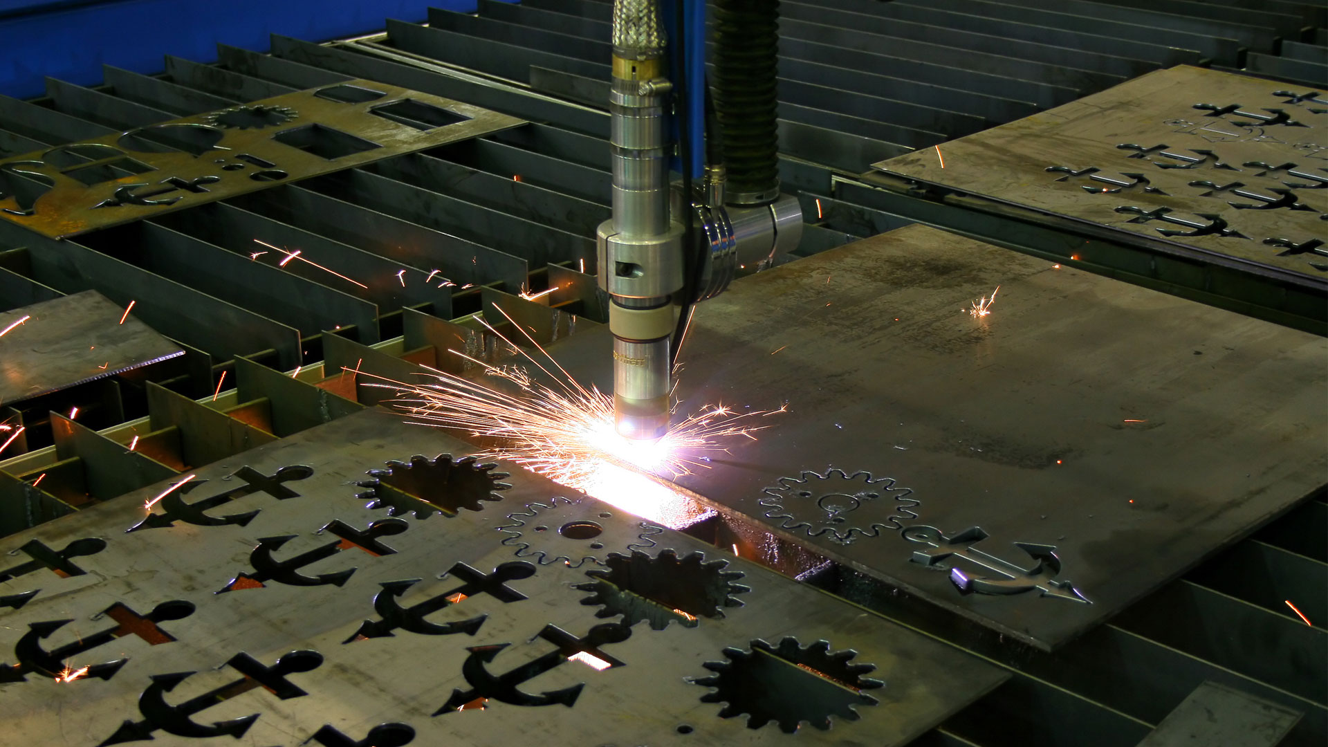 PLASMA CUTTING